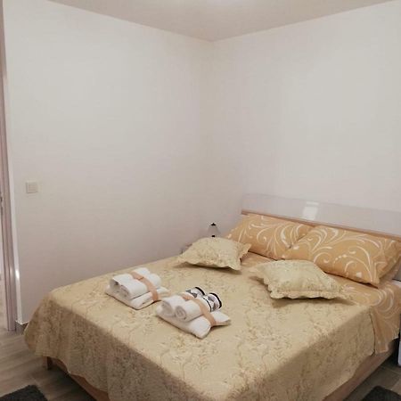 Apartment White Pula Zewnętrze zdjęcie