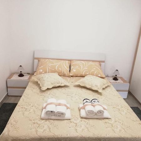 Apartment White Pula Zewnętrze zdjęcie