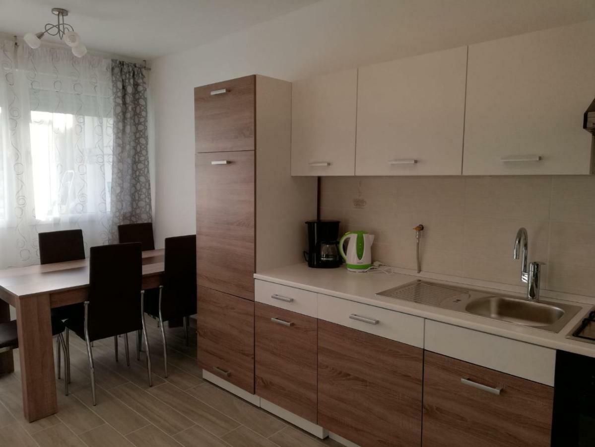 Apartment White Pula Zewnętrze zdjęcie